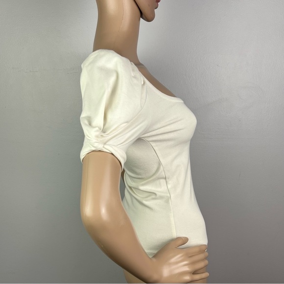 REFORMATION IVORY KNIT PUFF SLEEVE T-SHIRT - Picture 6 of 9